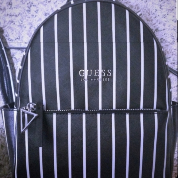 Guess Handbags - Final ⤵️! 🎒GUESS? Backpack🎒